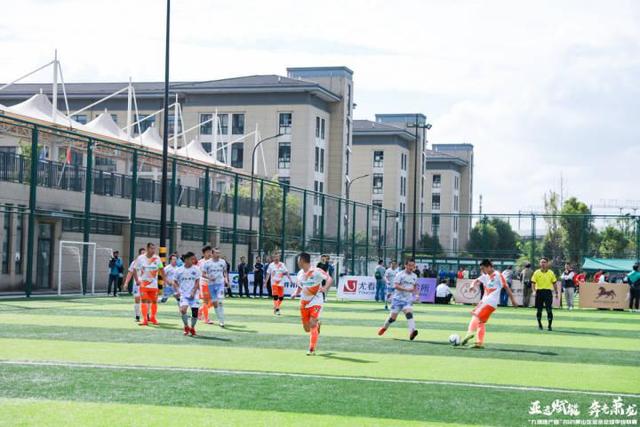 塔图姆成NBA2k25封面人物 名人堂版封面为卡特